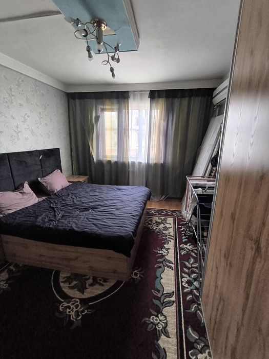 2 х комнатную квартиру Спутник 1.С ремонтом . В деревянном доме. Огоро