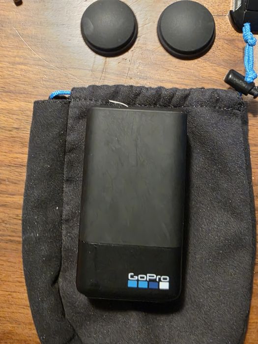 GoPro Max – отлично състояние + външно зарядно + 2 Enduro батерии