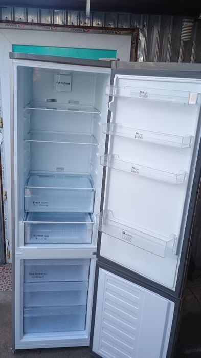 Frigider Arctic. Asigur Transport București și Ilfov