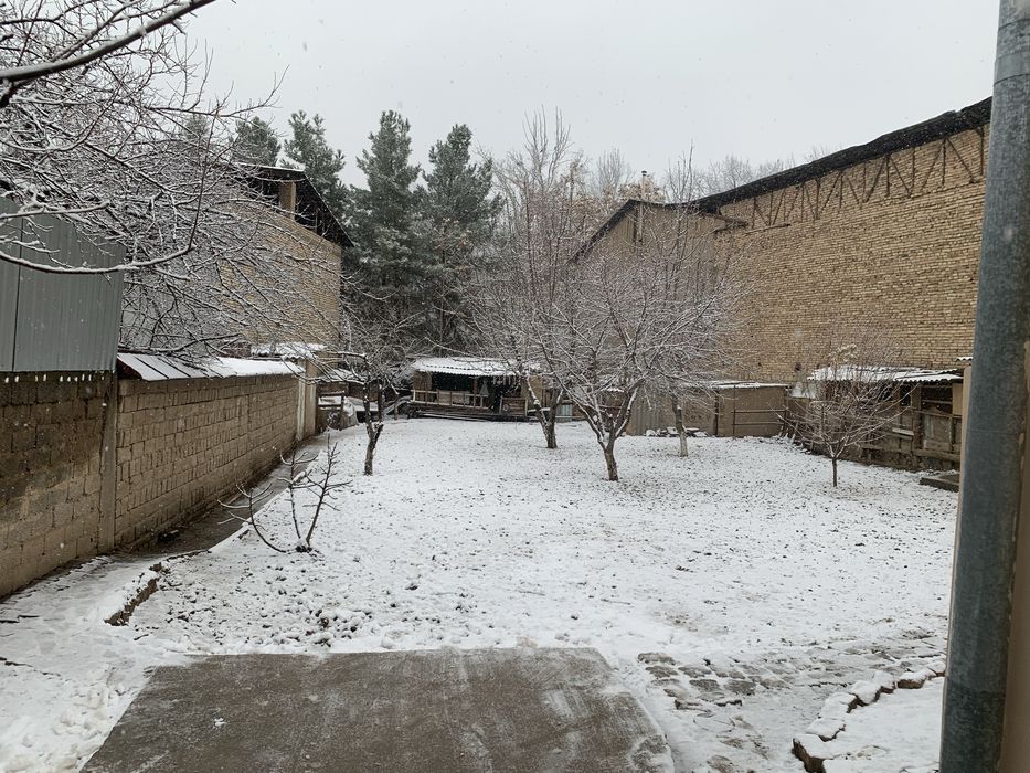 Юнусобда учаска сотилда!