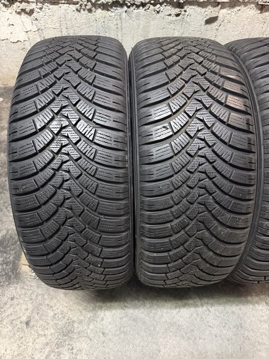 215/55/17 Falken 4бр дот21