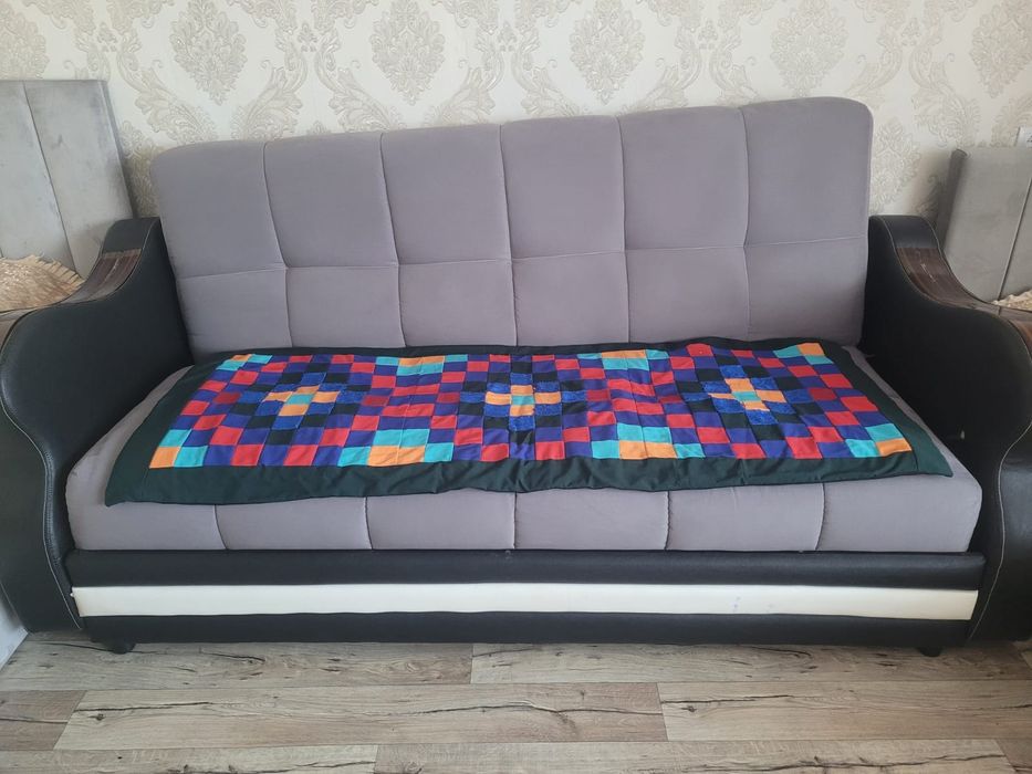 Диван продам срочно