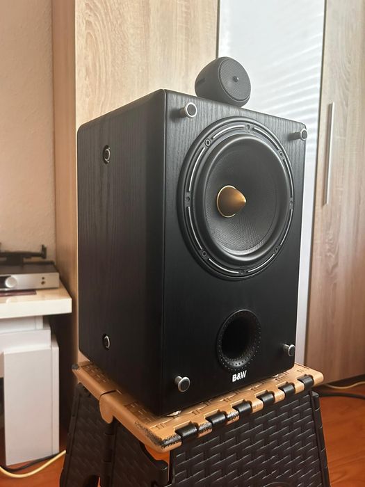 Superbe ! Boxe bowers & wilkins knight edition, high high end , impec