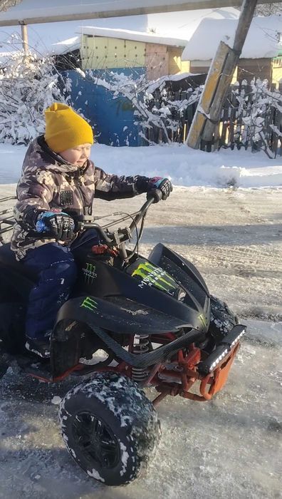 Продам квадроцикл 50 куб