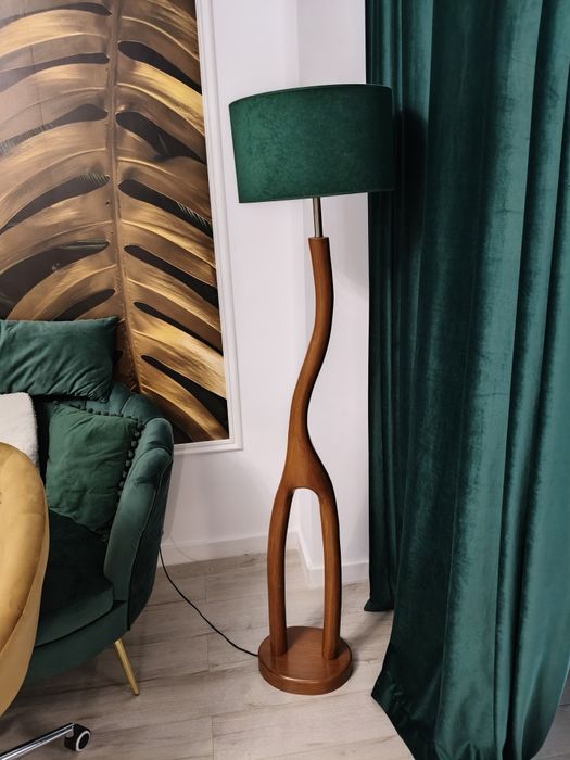 Lampadar 157 cm  din catifea verde .