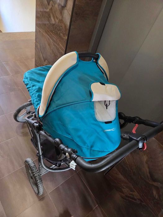 Продавам бебешка количка Bebe Confort HIGH TREK Digital Rain