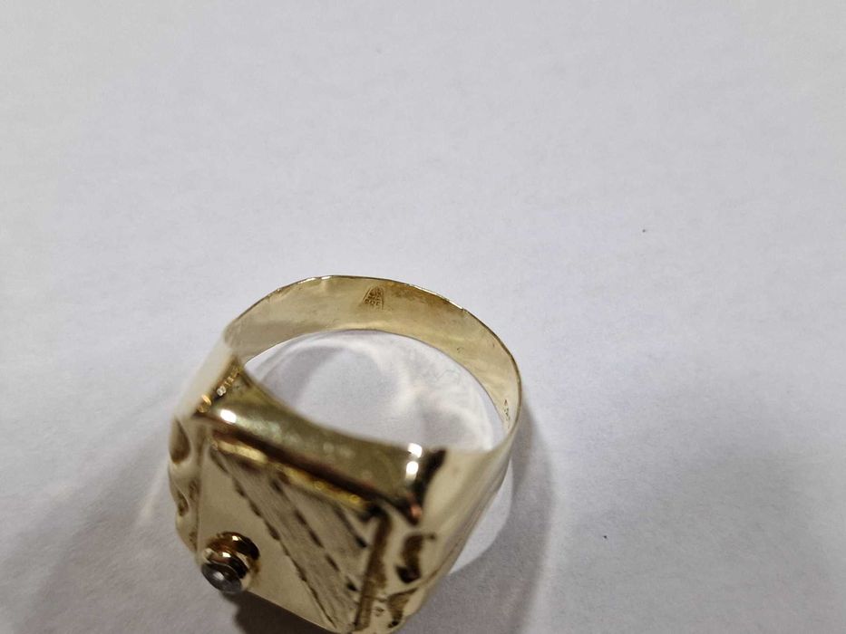 Златен пръстен 14К / 3,09 гр.