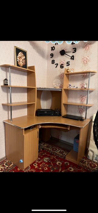 Угловой стол самовывоз