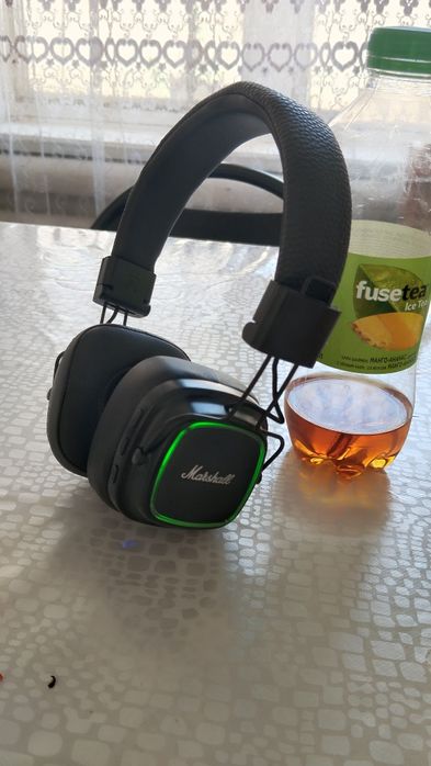 Наушник 10000 тг