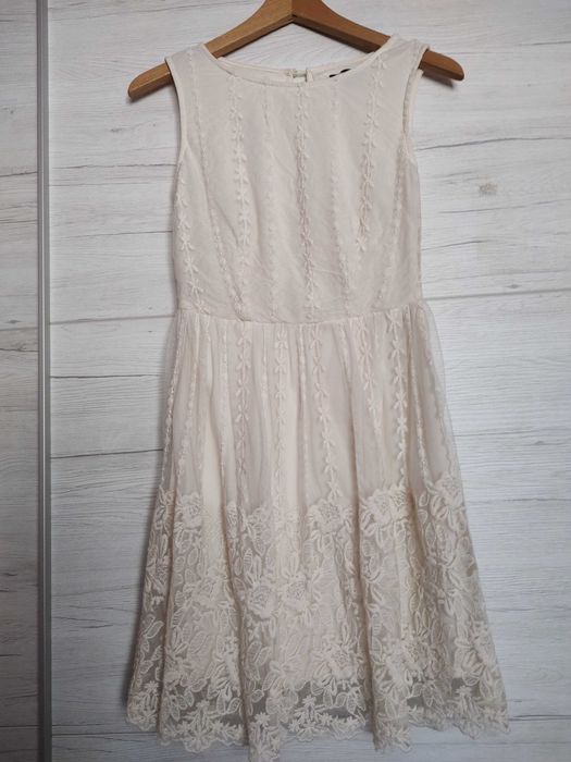 Vila, Neo Noir , misi London, Vero Moda