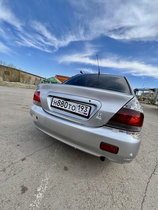 лансер 9 2005 год