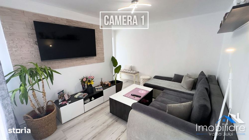 Casă de vânzare – Sântămăria Orlea | Hațeg | Teren 2.700 mp