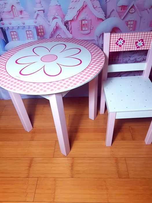 Mobilier Divin  pentru Printese, Child  Deco