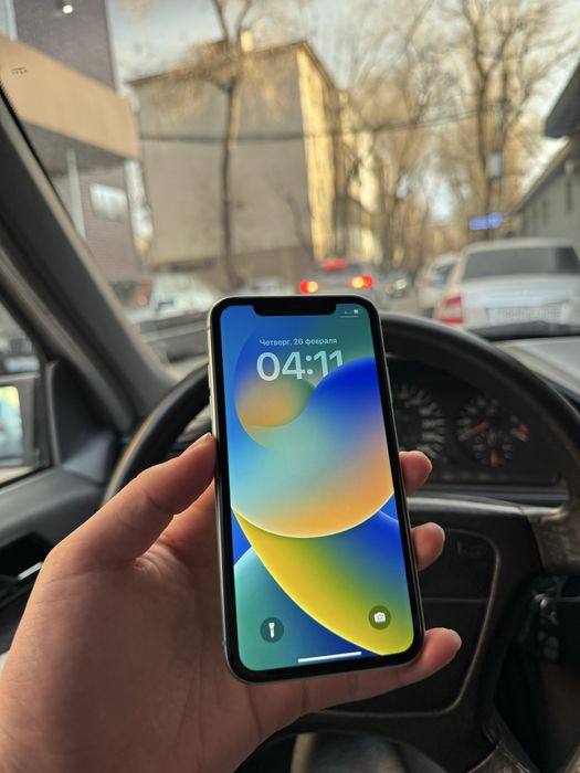 iPhone 11 в отличном состоянии