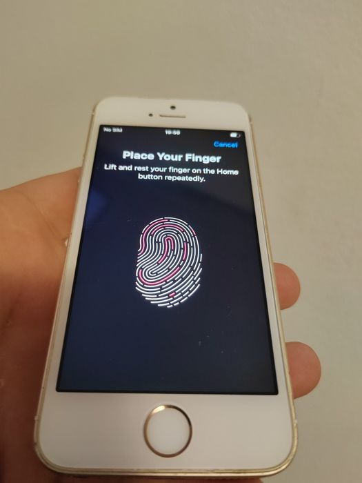 iPhone se 2016 gold rose