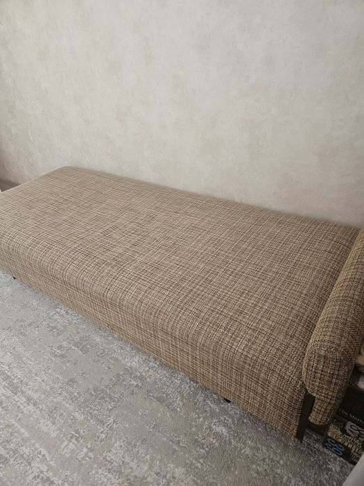 Продам односпальную кровать