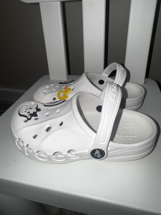 Продам детские crocs оригинал