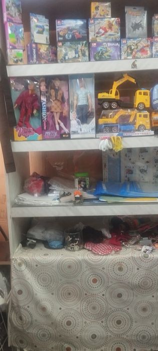 Продам шкафы полки стеклянные