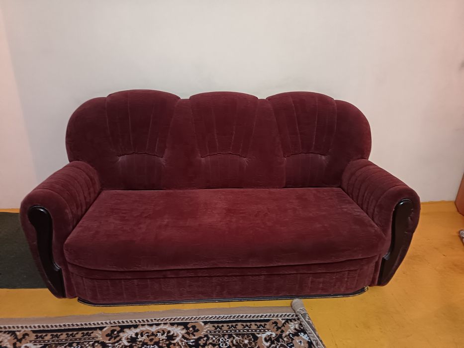 Отличный диван и 2 кресло