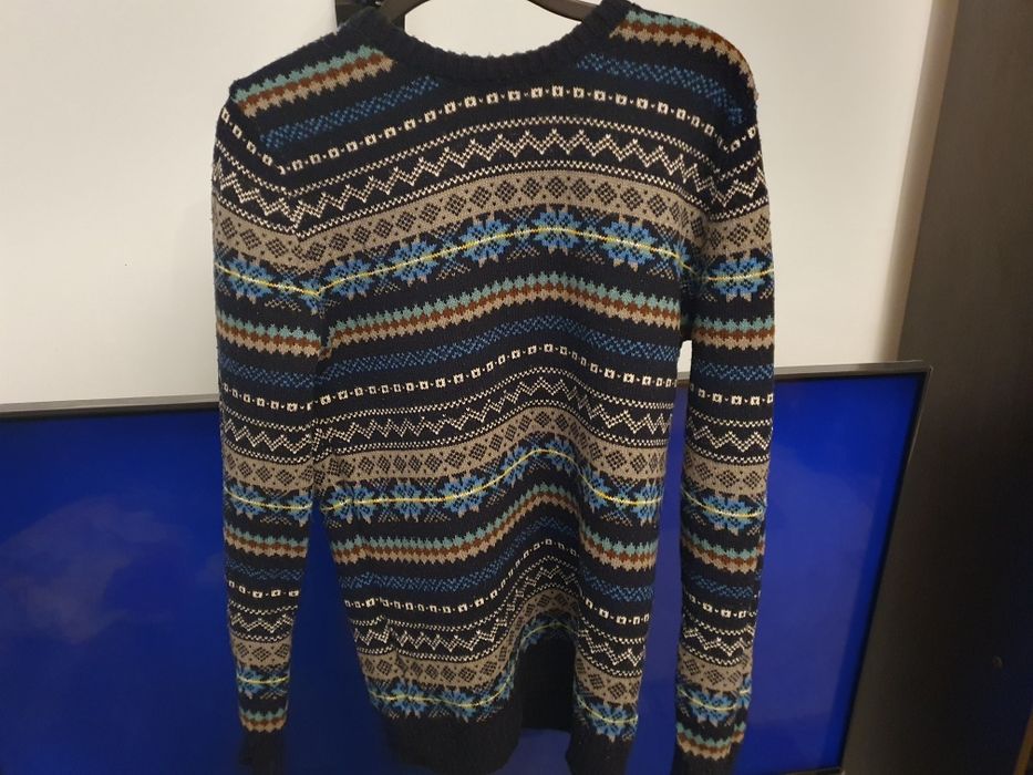 Pulover Pull and Bear, S