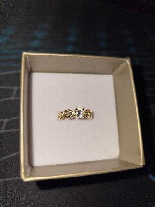 Inel Glamira marime 50, aur 14k cu safire albe