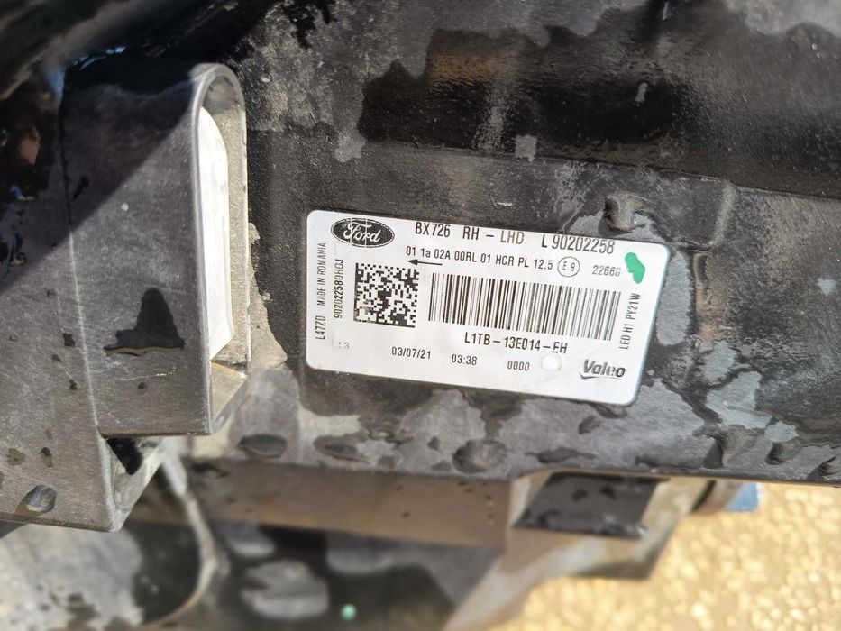 far dreapta led ford puma2