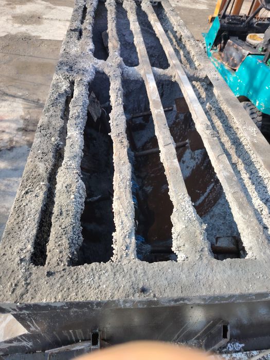 Palestra blok stanok sotiladi