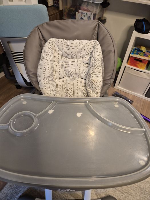 Vand scaun de masa Joie mimzy spin 3 in 1