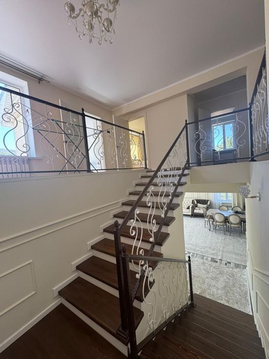 Продам дом в центре города