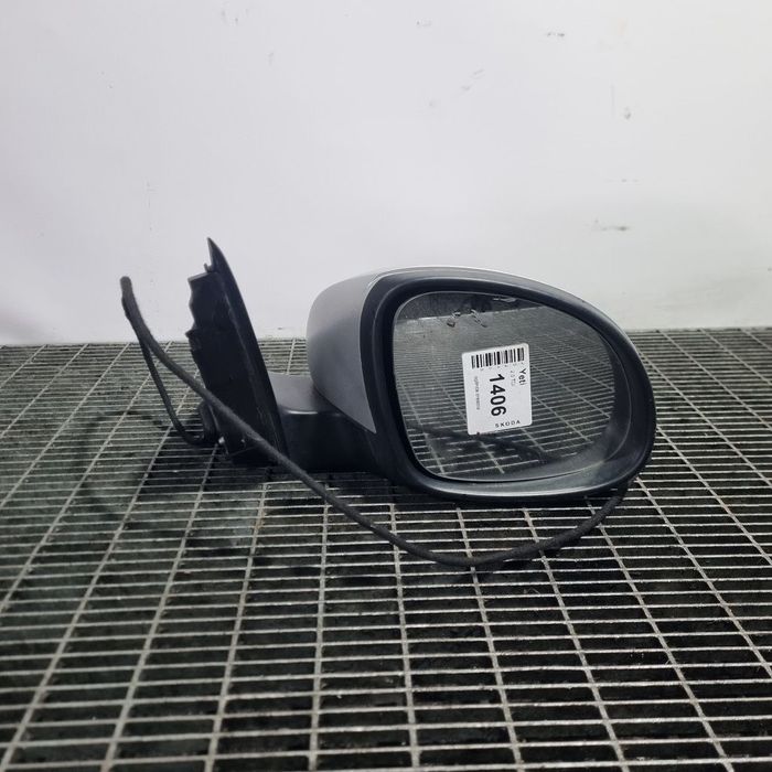 Oglinda dreapta Skoda Yeti 2009 - 2013 4 Usi ARGINTIU (1406) Fără rabatare electrică ...