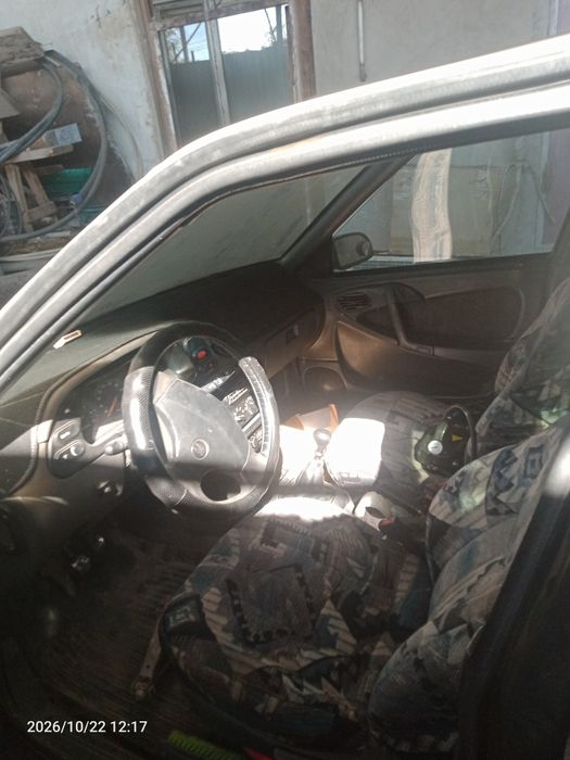 Машина Daewoo Espero