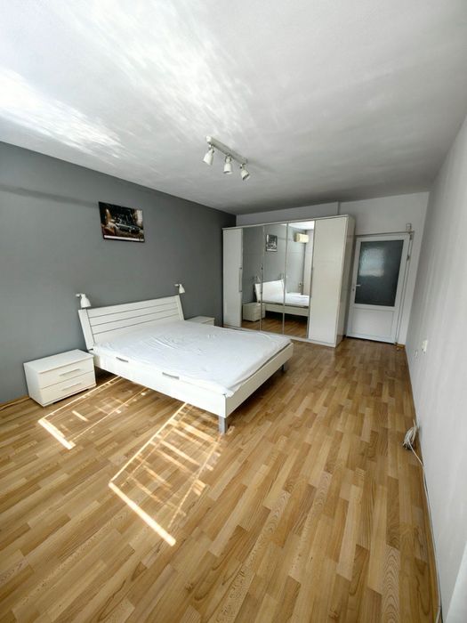 4 стаен Сторгозия ТУХЛЕН апартамент