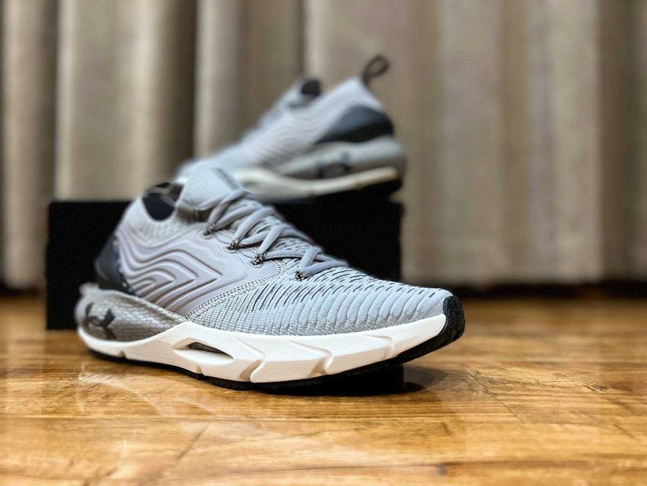Under Armour HOVR Phantom 2 мужские кроссовки РАЗМЕР 40,44