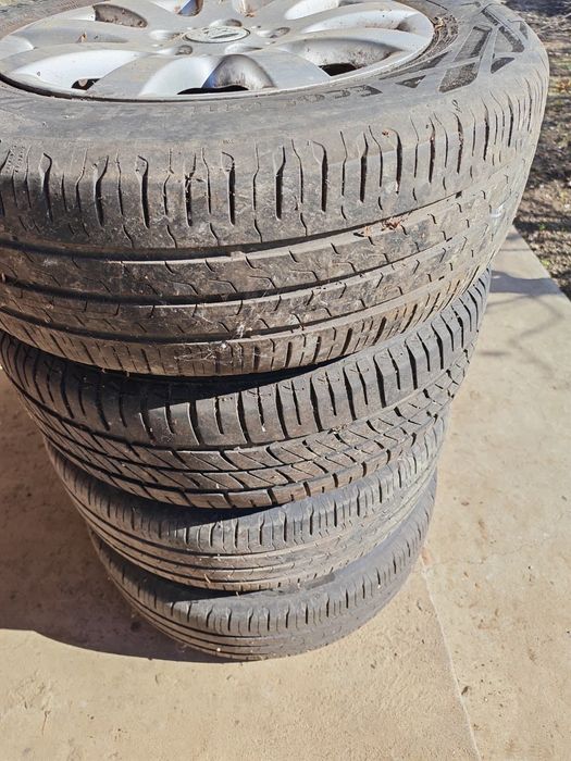 Vând set jante auto aliaj r15 originale