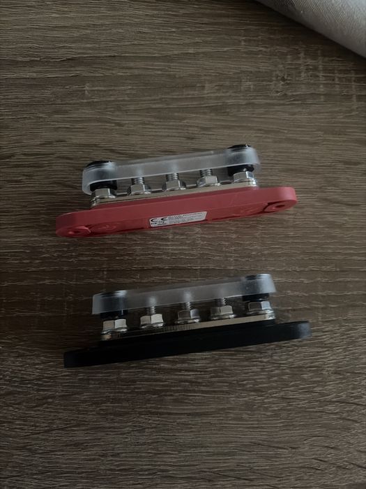 Busbar,pentru cabluri electrice