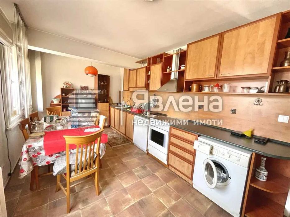 Продава 4-ст. гр. София/Мусагеница