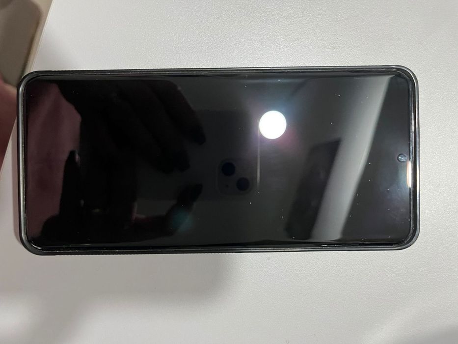 Продам телефон бу