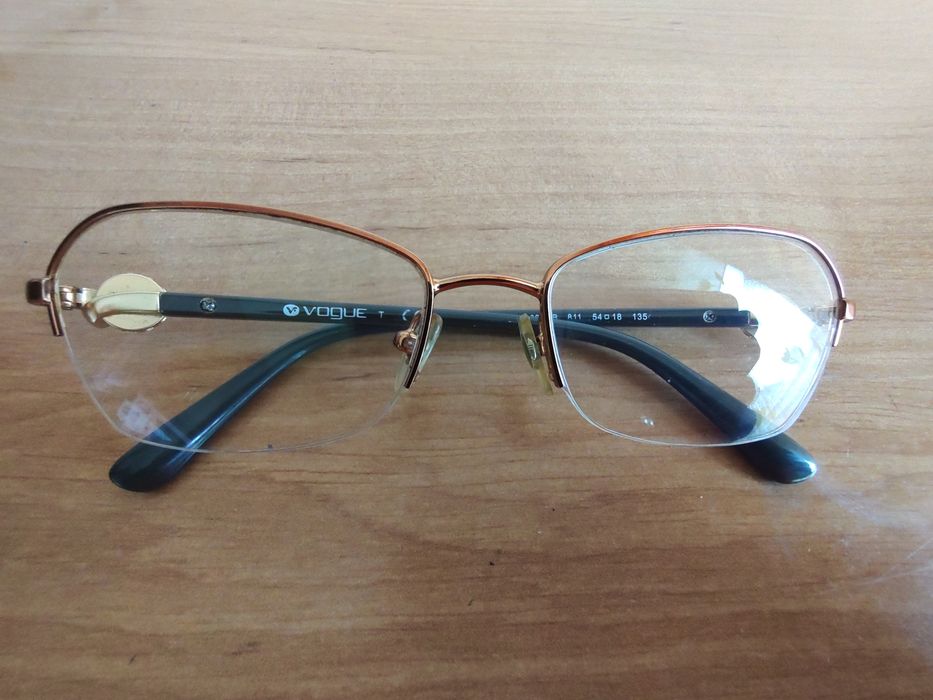 Маркови диоптрични рамки Ferre, Vogue, Carolina Herrera, Cavalli