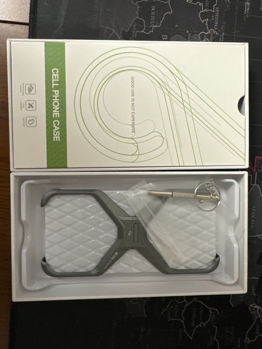 Алюминиевый чехол на IPhone 15 pro