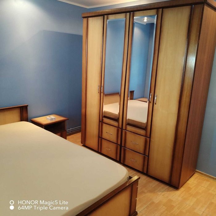 inchiriez apartament 3 camere zona supernova(fosta cora) bratianu