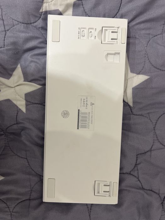 Продам клавиатуру