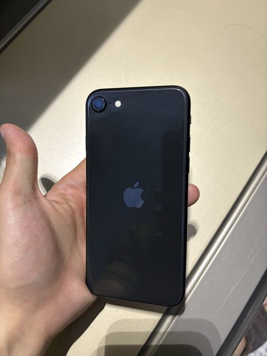 Iphone se 128 gb sastayaniya idiyal