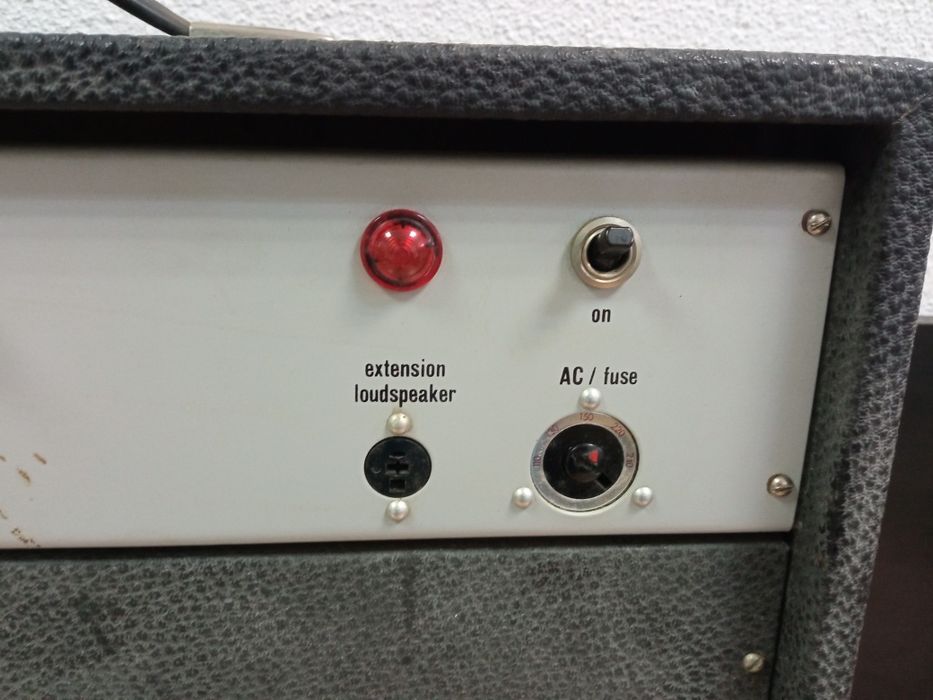 DIXILAND-Китарно кубе лампово.