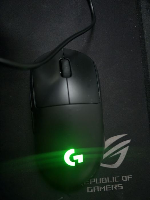 КОМПЮТЪР и монитор с подарък