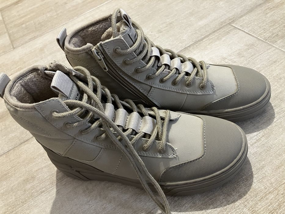 Боти  унисекс  ZARA