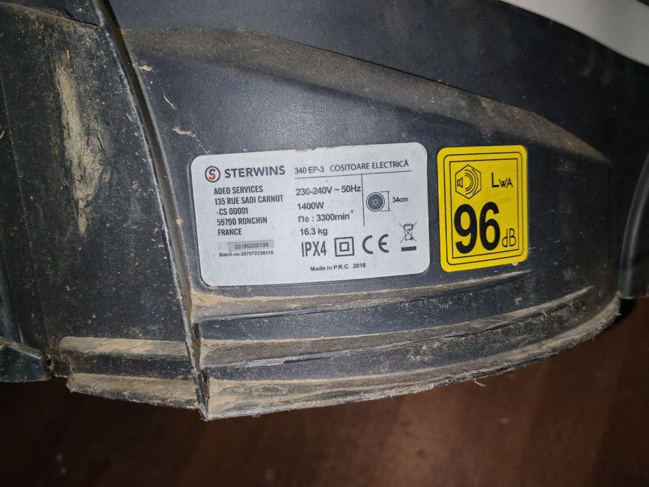 Mașina de tuns iarba/cositoare electrică 1400W  STERWINS
