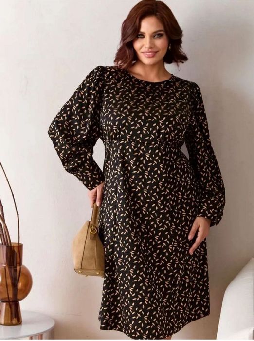 Продаю платье крестьянка plus size