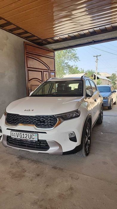 KIA SONET срочно