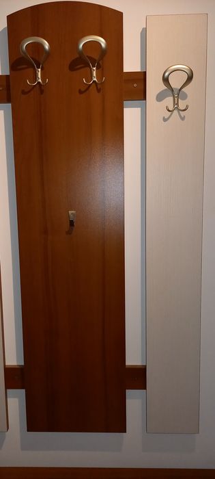 Портманто в отлично състояние.