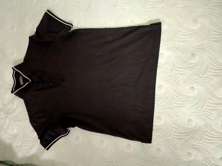 Продам рубашку и футболки